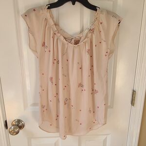 LC Lauren Conrad Blush Floral Blouse Small
